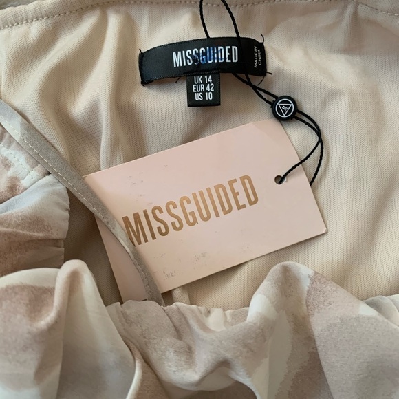 Misguided slip printed dress - Picture 2 of 7